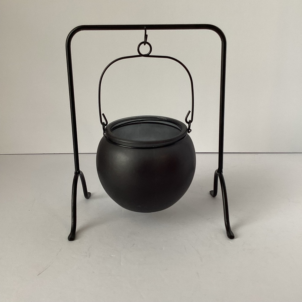 HALLOWEEN: black cauldron metal hanging candle holder